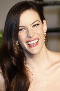 Liv Tyler – All nude scenes + pics (7 videos – 86 pics)